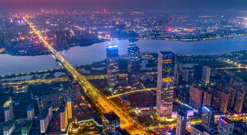 南昌日報 頭版頭條 高新區(qū)強鏈補鏈促產業(yè)集群量質齊升