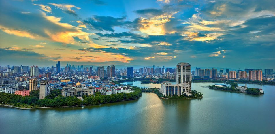 搶人大戰(zhàn)!別的城市3天遷入1.5萬(wàn)，南昌徹底淪為人才輸出大戶(hù)?